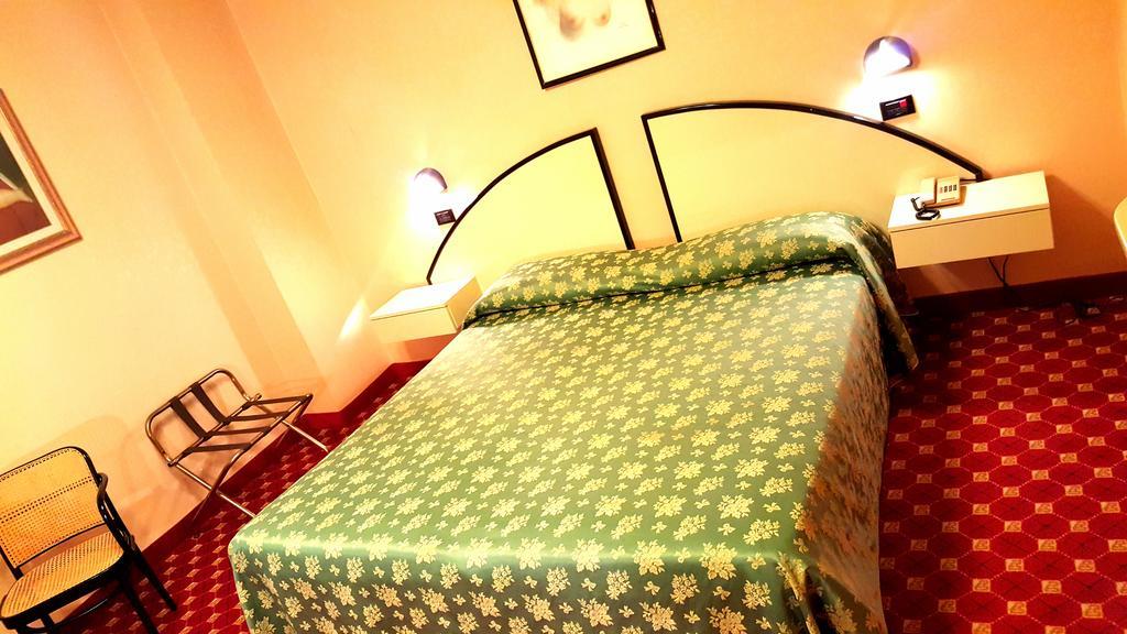 Hinterland Hotel Quartu Sant'Elena Room photo