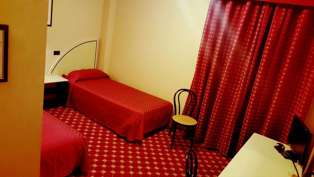 Hinterland Hotel Quartu Sant'Elena Room photo