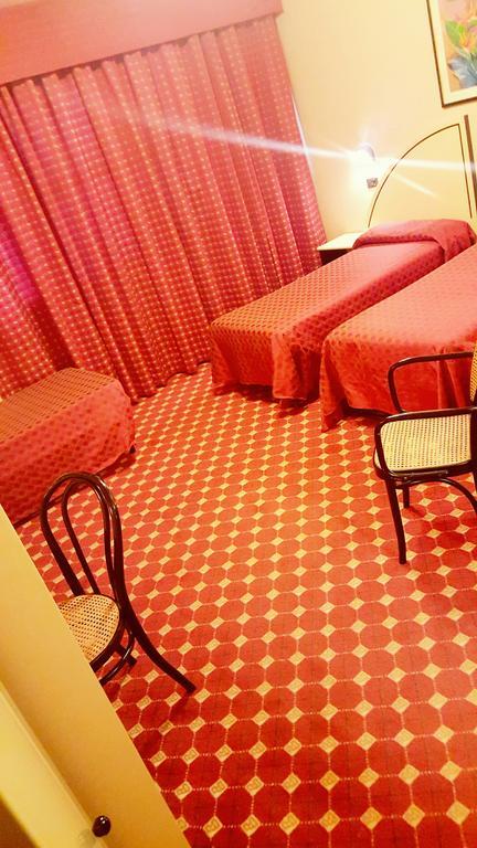 Hinterland Hotel Quartu Sant'Elena Room photo